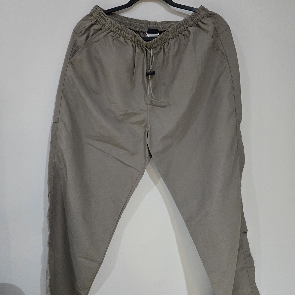 Mountain Equipment Co-Op Pants Men’s Large Nylon Drawstring Gorpcore Hiking Tan